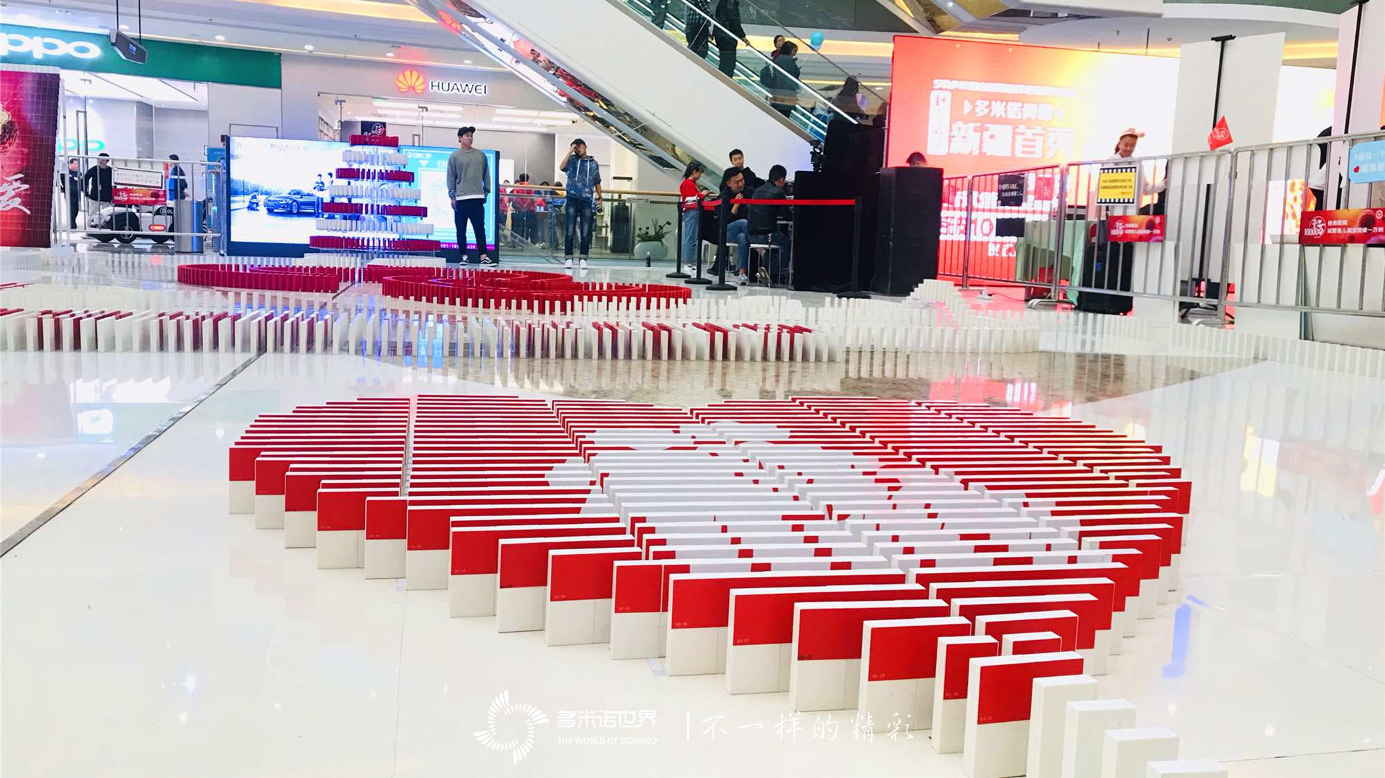 多米諾骨牌新疆首秀，慶祝佳音試管寶寶出生破萬(wàn)例