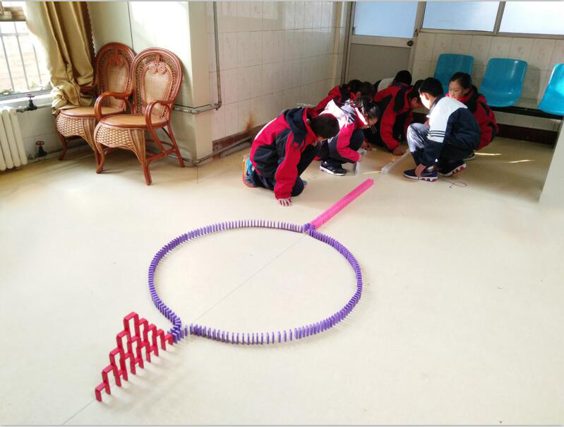 多米諾骨牌震撼心靈的運動.jpg 多米諾骨牌震撼心靈的運動.jpg