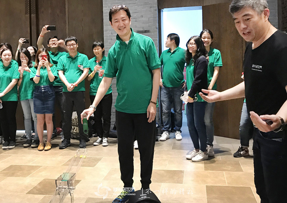 喜力，一次無與倫比的多米諾團(tuán)隊建設(shè)