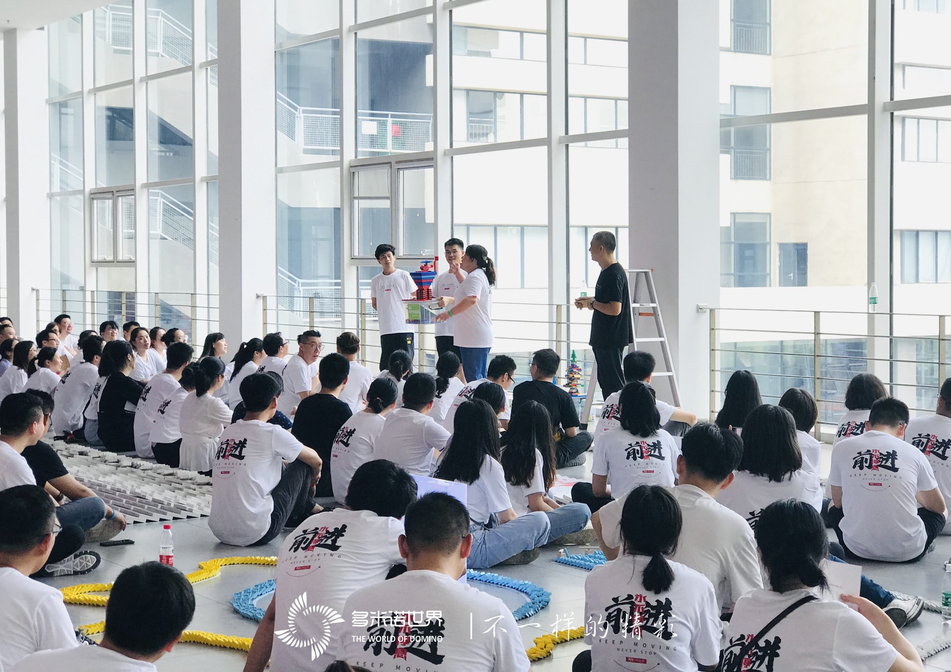 暢捷通團(tuán)隊(duì)相聚南昌“再戰(zhàn)”多米諾