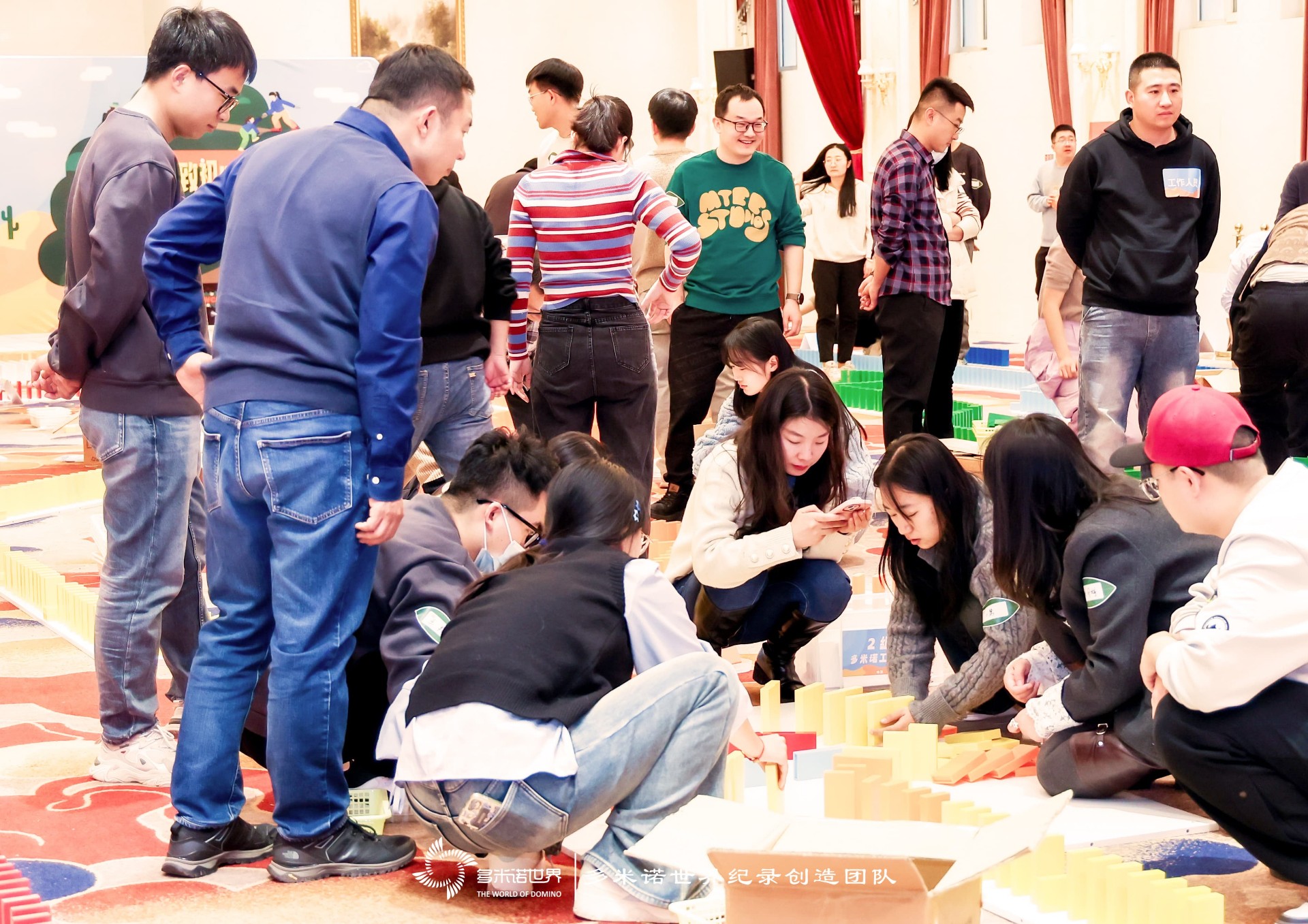 “致初心，啟未來”—— 西云數(shù)據(jù)多米諾團隊共創(chuàng)